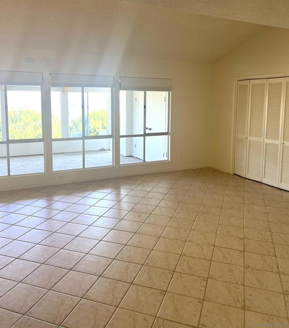 3660 Vista Campana N, Oceanside CA: https://media.crmls.org/mediaz/f572f751-fdeb-412f-9d80-40b6e9c3e7c9.jpg