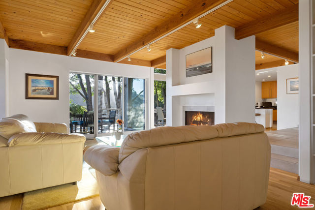 2753 Nichols Canyon Road, Los Angeles CA: https://media.crmls.org/mediaz/f5731d89-2aba-44d0-9cdf-6db6ea6e34e3.jpg