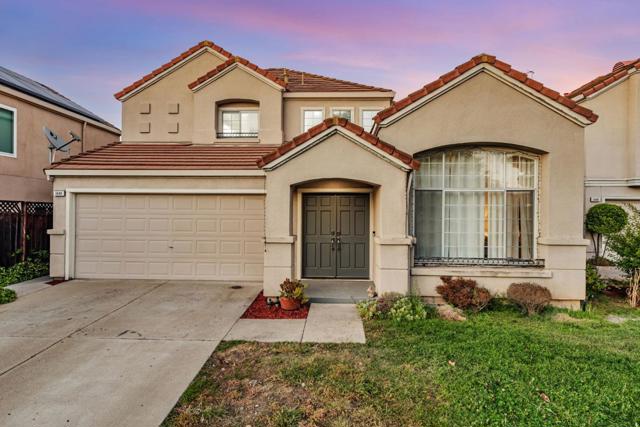 1684 Tupolo Drive, San Jose CA: https://media.crmls.org/mediaz/f5761557-f422-4aa5-9e53-aa8183cb59fa.jpg