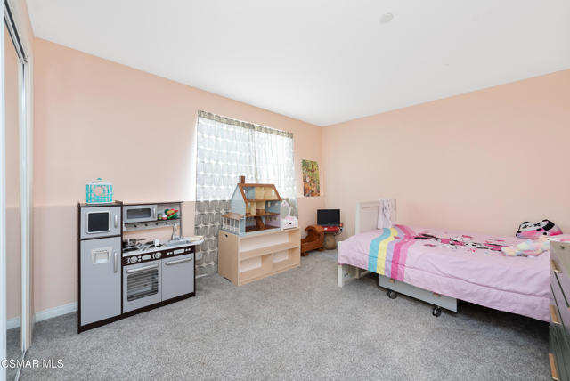 28333 Foothill Drive, Agoura Hills CA: https://media.crmls.org/mediaz/f5769dc9-b69c-4630-aae9-f101a0a9eb10.jpg