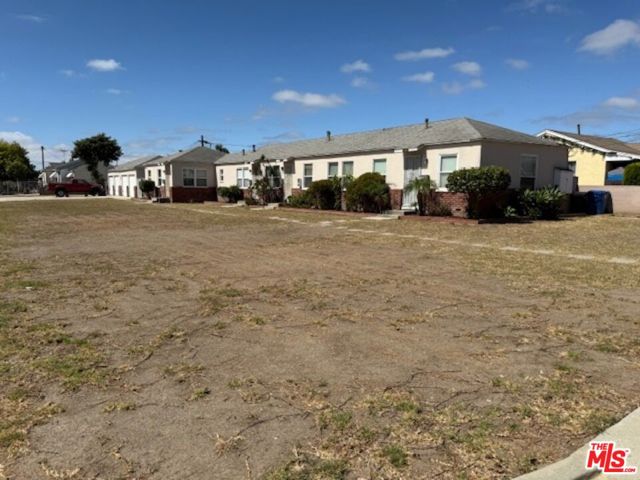 1300 W 218th Street, Torrance CA: https://media.crmls.org/mediaz/f576e948-8a6c-49cb-9569-7736aa647874.jpg