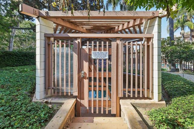 2600 Torrey Pines Road, La Jolla CA: https://media.crmls.org/mediaz/f5772cc6-0766-477f-a090-38ebcc329d00.jpg