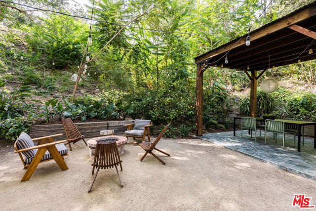 1228 Cliff Drive, Los Angeles CA: https://media.crmls.org/mediaz/f5777124-a217-4705-86c1-709257e46abc.jpg