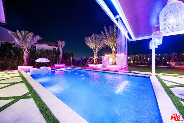 20216 W Albion Way, Porter Ranch CA: https://media.crmls.org/mediaz/f57782b2-cccd-4c9e-b1cf-5e7dfd304430.jpg