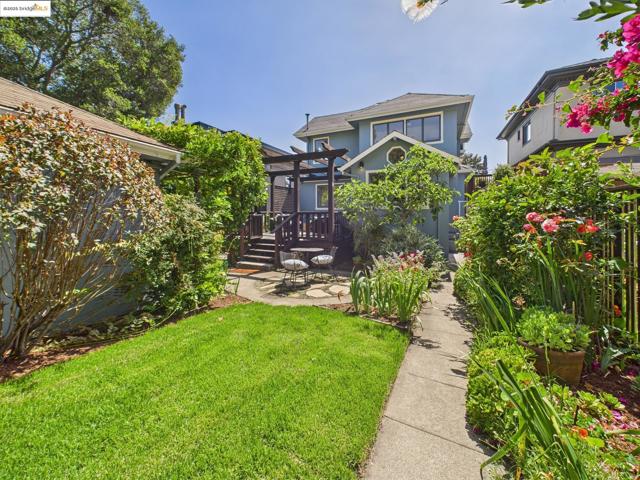 5920 Ivanhoe Rd, Oakland CA: https://media.crmls.org/mediaz/f577bee5-e299-4792-84d9-423ef643f31e.jpg