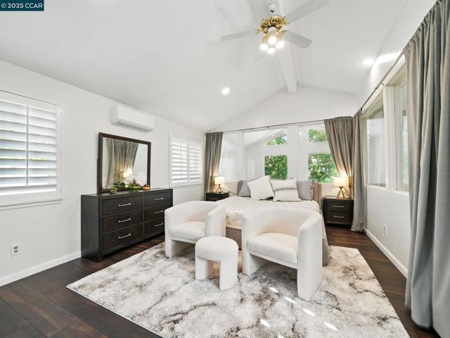1836 Newell Ave, Walnut Creek CA: https://media.crmls.org/mediaz/f578f88c-6ce3-4f4b-9311-c1a6260e7648.jpg