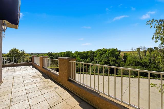 Detail Gallery Image 32 of 74 For 2596 Green Canyon Rd, Fallbrook,  CA 92028 - 4 Beds | 2/1 Baths