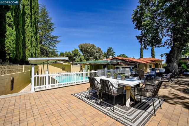 3698 De Rosa Ct, Concord CA: https://media.crmls.org/mediaz/f5793039-2138-4700-b7e8-cb0678d5ea54.jpg