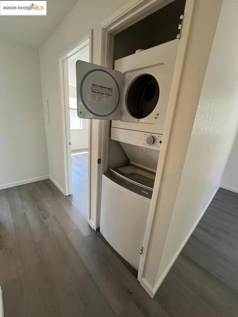 29626 Red Oak CT, Hayward CA: https://media.crmls.org/mediaz/f57a5e6e-a665-4872-95e1-05cdecbb5033.jpg
