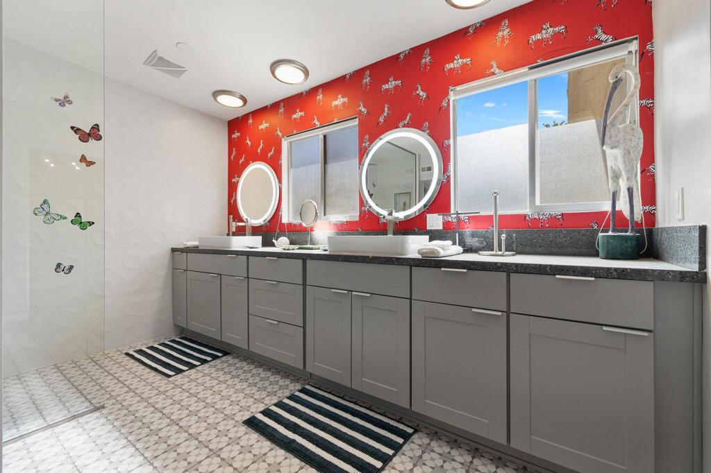 MLS #219138722DA image #29