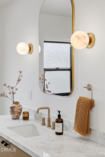 Detail Gallery Image 22 of 37 For 2801 Ceilhunt Ave, Los Angeles,  CA 90064 - 4 Beds | 2 Baths