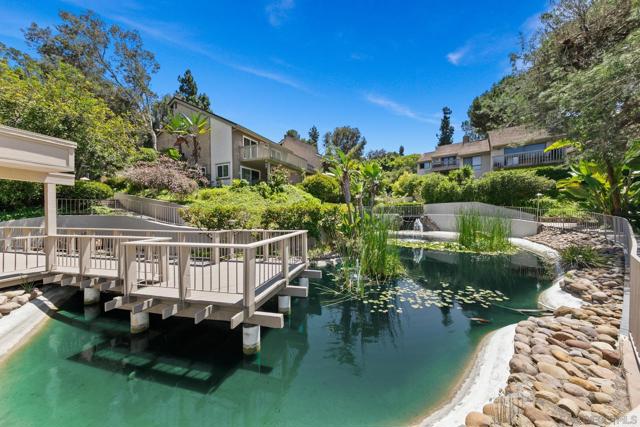 4366 Caminito Pintoresco, San Diego CA: https://media.crmls.org/mediaz/f57d14aa-ec75-405e-8dfc-731d58bb545d.jpg
