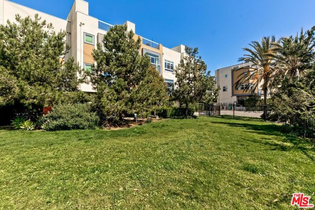 2753 Waverly Drive, Los Angeles CA: https://media.crmls.org/mediaz/f57d1cca-2c53-4eea-b002-f7d966bf7710.jpg