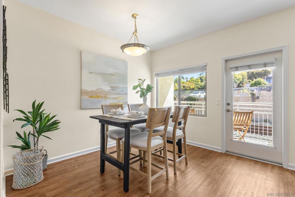 687 Coast Hwy 101 - photo 14
