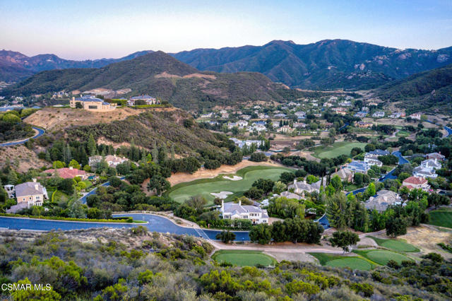 508 W Stafford Road, Thousand Oaks CA: https://media.crmls.org/mediaz/f57dbf8b-016d-4f08-98c4-a62ba5b585ab.jpg