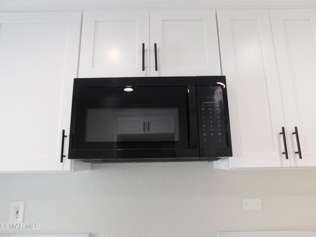 559 Stoney Peak Court, Simi Valley CA: https://media.crmls.org/mediaz/f57dc45c-949d-417d-a340-9b92d9fbff4b.jpg