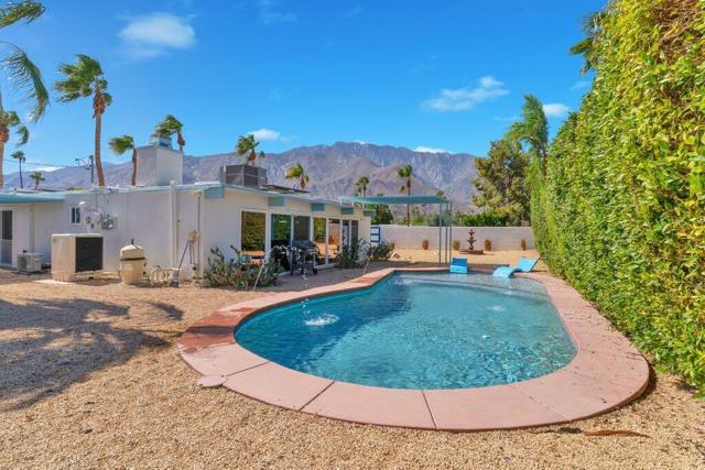 600 E Alexander Way, Palm Springs CA: https://media.crmls.org/mediaz/f57eb1ac-11b8-4d8e-8f34-d7679740ba63.jpg