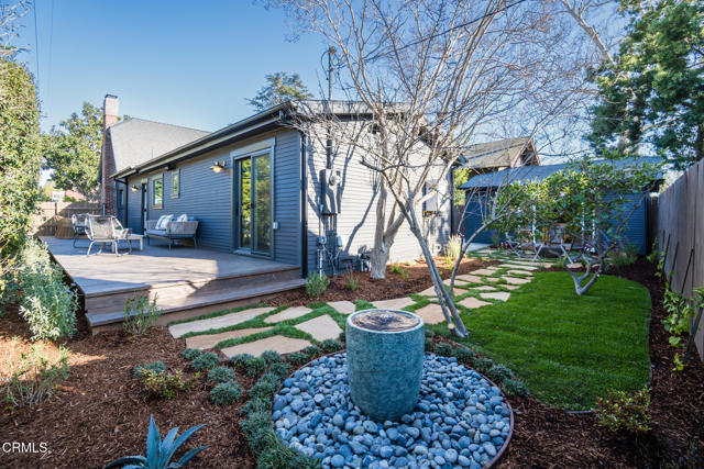 5163 Highland View Avenue, Los Angeles CA: https://media.crmls.org/mediaz/f57fab4b-7efa-4873-b61a-b2812ba70a45.jpg