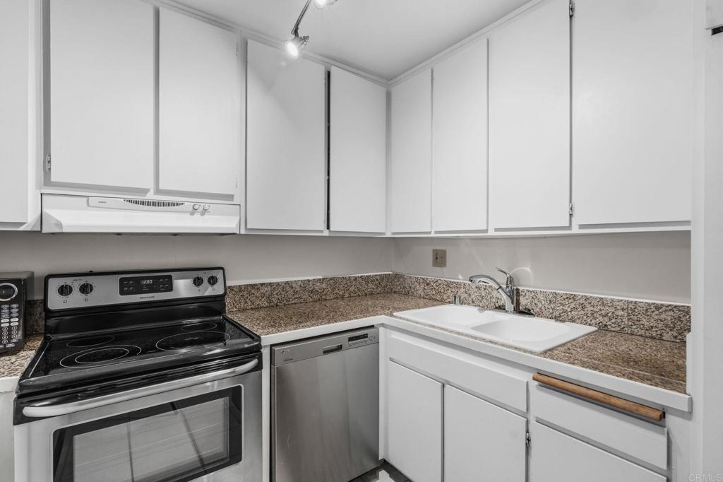 4545 Collwood Boulevard - photo 8