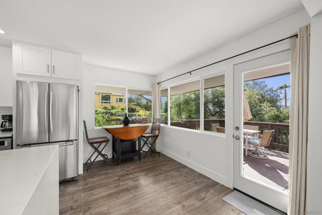 9430 Tropico Dr, La Mesa CA: https://media.crmls.org/mediaz/f581a212-5cff-4529-bb48-afb7d7c50d5c.jpg