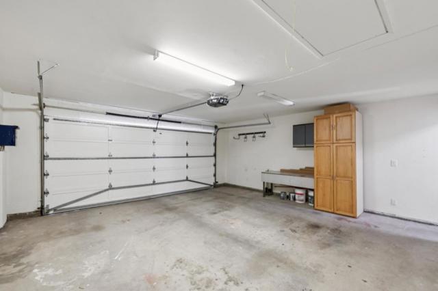 704 Prescott Lane, Foster City CA: https://media.crmls.org/mediaz/f581e037-a9b0-42bb-bdca-dc9c495a9962.jpg