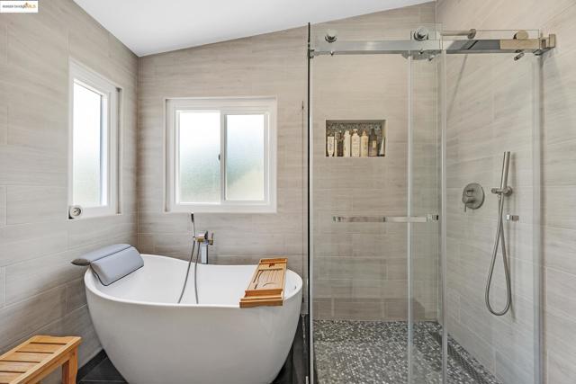 5736 Idlewood Street, Dublin CA: https://media.crmls.org/mediaz/f582e8eb-5c4b-48ea-a8bc-68bdef8e77dc.jpg