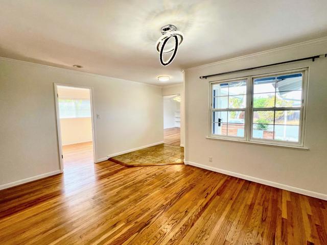906 Crane Avenue, Foster City CA: https://media.crmls.org/mediaz/f5834347-5140-4d65-8e8a-05e6c885ed03.jpg