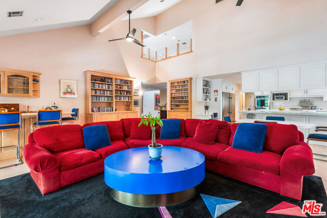 17040 Rancho Street, Encino CA: https://media.crmls.org/mediaz/f5835c3b-25dd-4fac-a204-11617f85a6f3.jpg