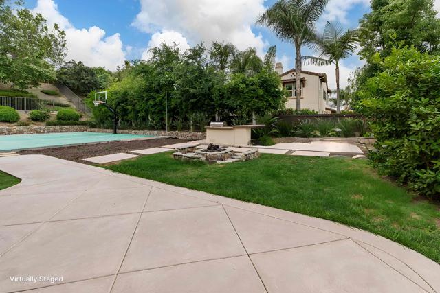 6851 Helenite Place, Carlsbad CA: https://media.crmls.org/mediaz/f583e0e8-eeae-46c2-947d-b1d0431a9271.jpg