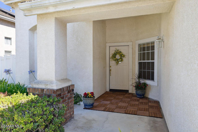 7744 Hayward Street, Ventura CA: https://media.crmls.org/mediaz/f5845bd5-7cb3-4e68-97e0-02b6cdf80252.jpg