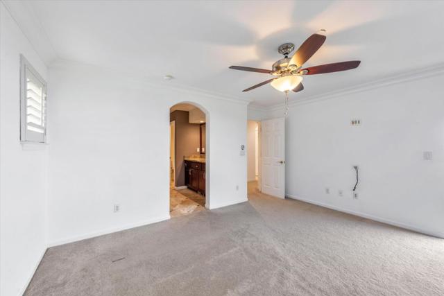 8215 Skyline Circle, Oakland CA: https://media.crmls.org/mediaz/f5847fd9-e416-4d91-98f1-fd98f33159a8.jpg