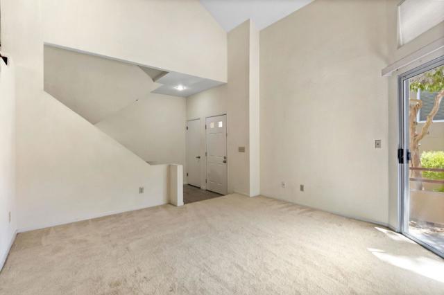 210 Commons Lane, Foster City CA: https://media.crmls.org/mediaz/f584d0aa-effc-4fa7-a3dd-7290f24dc773.jpg