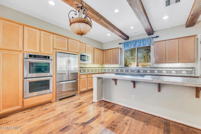 5199 Via Dolores, Newbury Park CA: https://media.crmls.org/mediaz/f58593a3-b3e8-4b37-b3e0-7b0782c5af7b.jpg