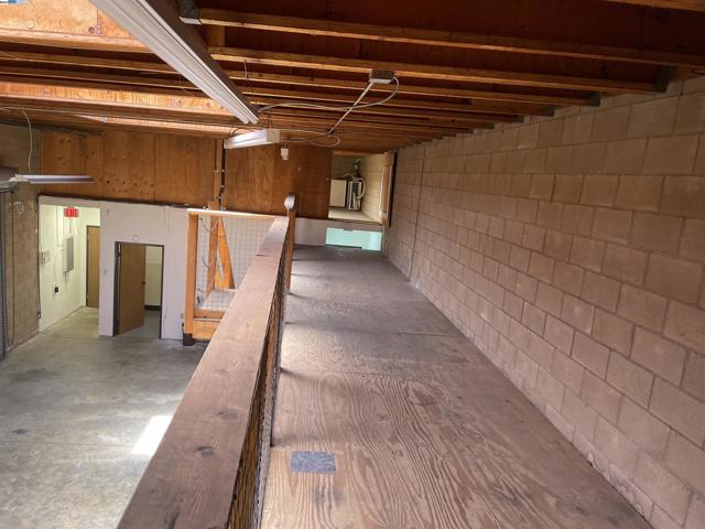 Image 11 of 16 For 3326 Elmwood Ave