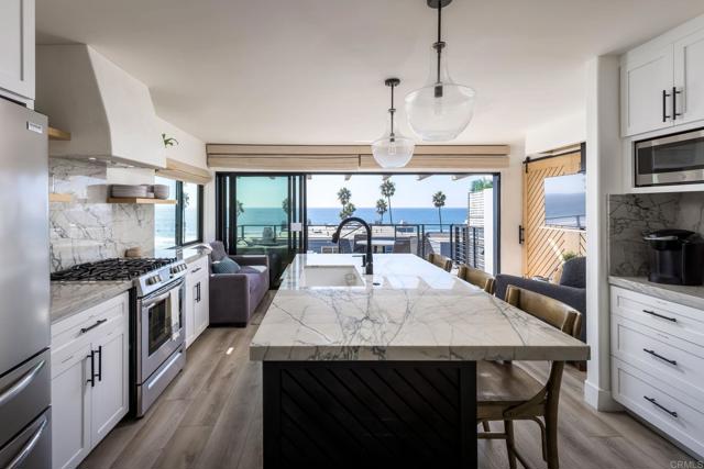 Detail Gallery Image 2 of 37 For 801 3 North Pacific St, Oceanside,  CA 92054 - – Beds | – Baths