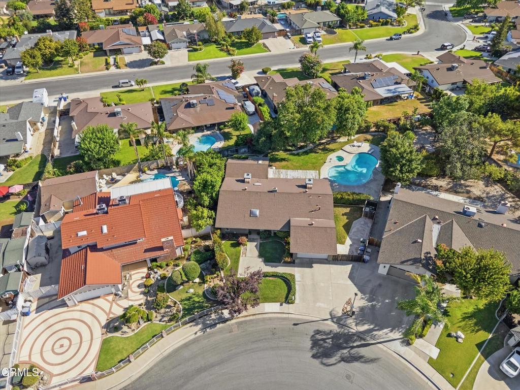 https://media.crmls.org/mediaz/f5869ef4-3a25-4655-8dcb-9d71731366fc.jpg?preset=X-Large