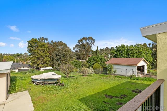 10620 Garden Way, Spring Valley CA: https://media.crmls.org/mediaz/f586a2a5-25ed-48e7-801c-3c9fc9958fc0.jpg