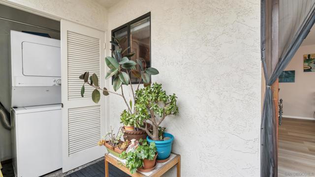 4415 38Th St, San Diego CA: https://media.crmls.org/mediaz/f587516d-4088-4707-ab3d-a3f473001280.jpg