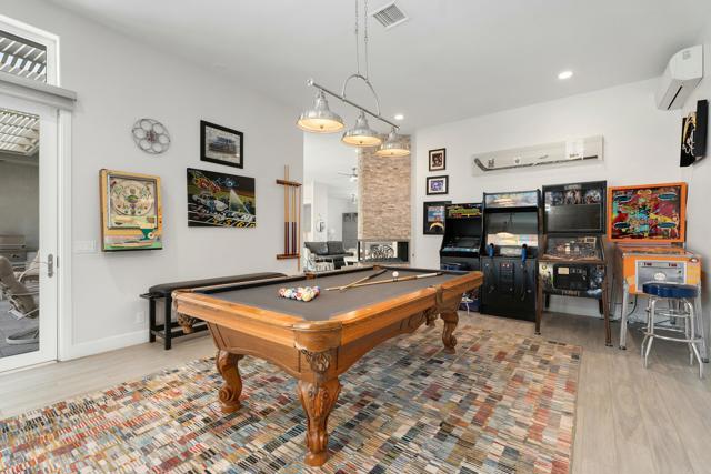 6 Taylor Avenue, Palm Desert CA: https://media.crmls.org/mediaz/f5888ff2-ace6-4144-85f2-4feae514a1d0.jpg