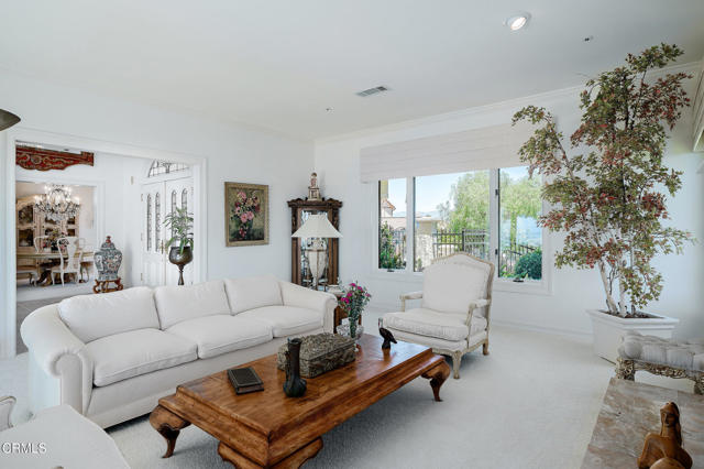 11848 Presilla Road, Camarillo CA: https://media.crmls.org/mediaz/f5891f30-29d5-45aa-9ad1-11bf598a38fc.jpg