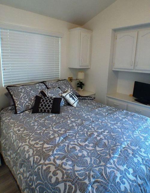 84136 Avenue 44 #135, Indio CA: https://media.crmls.org/mediaz/f58950d0-d717-42ad-a028-c3ee72663255.jpg