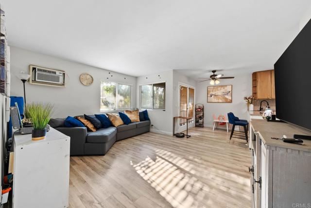 Detail Gallery Image 2 of 43 For 1280 W Main St #42,  El Cajon,  CA 92020 - 2 Beds | 1/1 Baths