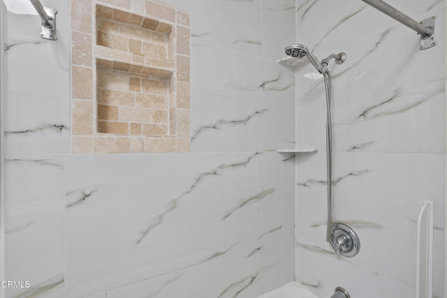 Detail Gallery Image 13 of 24 For 1268 Mentone Ave, Pasadena,  CA  - – Beds | – Baths