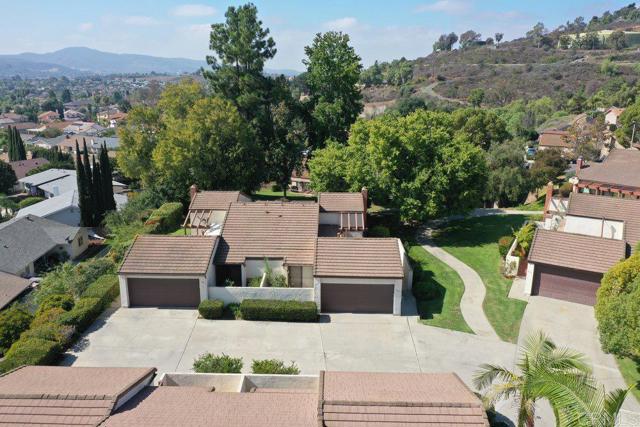 2013 Billy Glen, Escondido CA: https://media.crmls.org/mediaz/f58a608c-8bf2-495a-b944-74a3a036c8a7.jpg