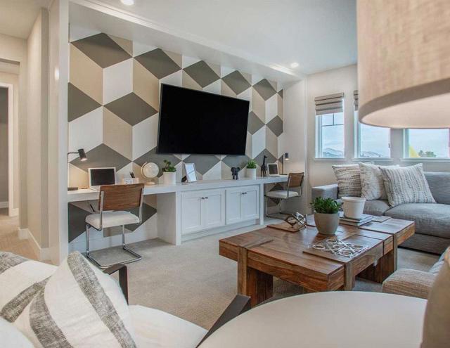 7120 Rece Lane, Gilroy CA: https://media.crmls.org/mediaz/f58ac6e0-35c8-4ad9-b451-d0f0b84750fb.jpg