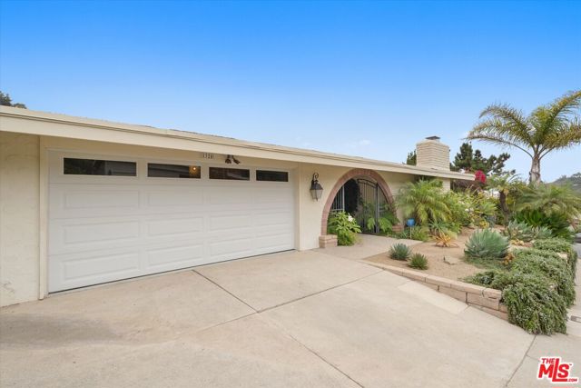Drew Fenton | 1324 El Hito Circle Pacific Palisades CA | MLS: 7359634