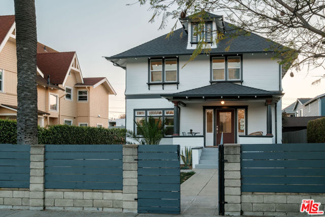 2907 Halldale Avenue, Los Angeles CA: https://media.crmls.org/mediaz/f58db508-7d75-4bf3-ad61-1ff08a755075.jpg