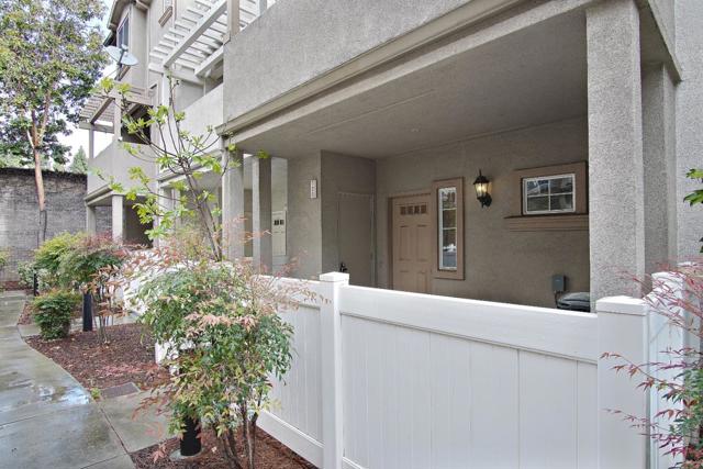 727 Northrup Street, San Jose CA: https://media.crmls.org/mediaz/f58dbbc3-47e1-4c5e-9380-49ec2e3d255d.jpg