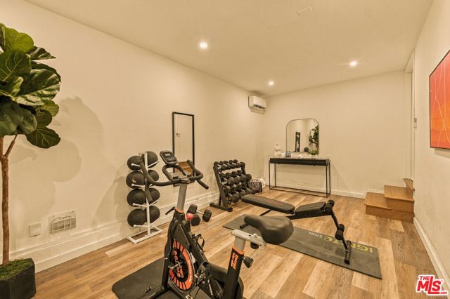 17723 Miranda Street photo 17