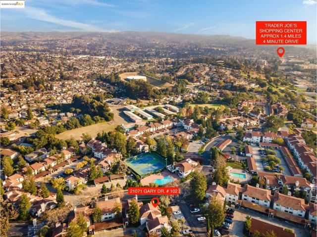 21071 Gary Dr, Hayward CA: https://media.crmls.org/mediaz/f58e6054-7803-4cba-82c3-7f3f42052443.jpg